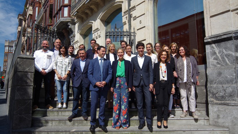 Las 25 junteras y junteros de EAJ-PNV se acreditan en Juntas Generales de Bizkaia